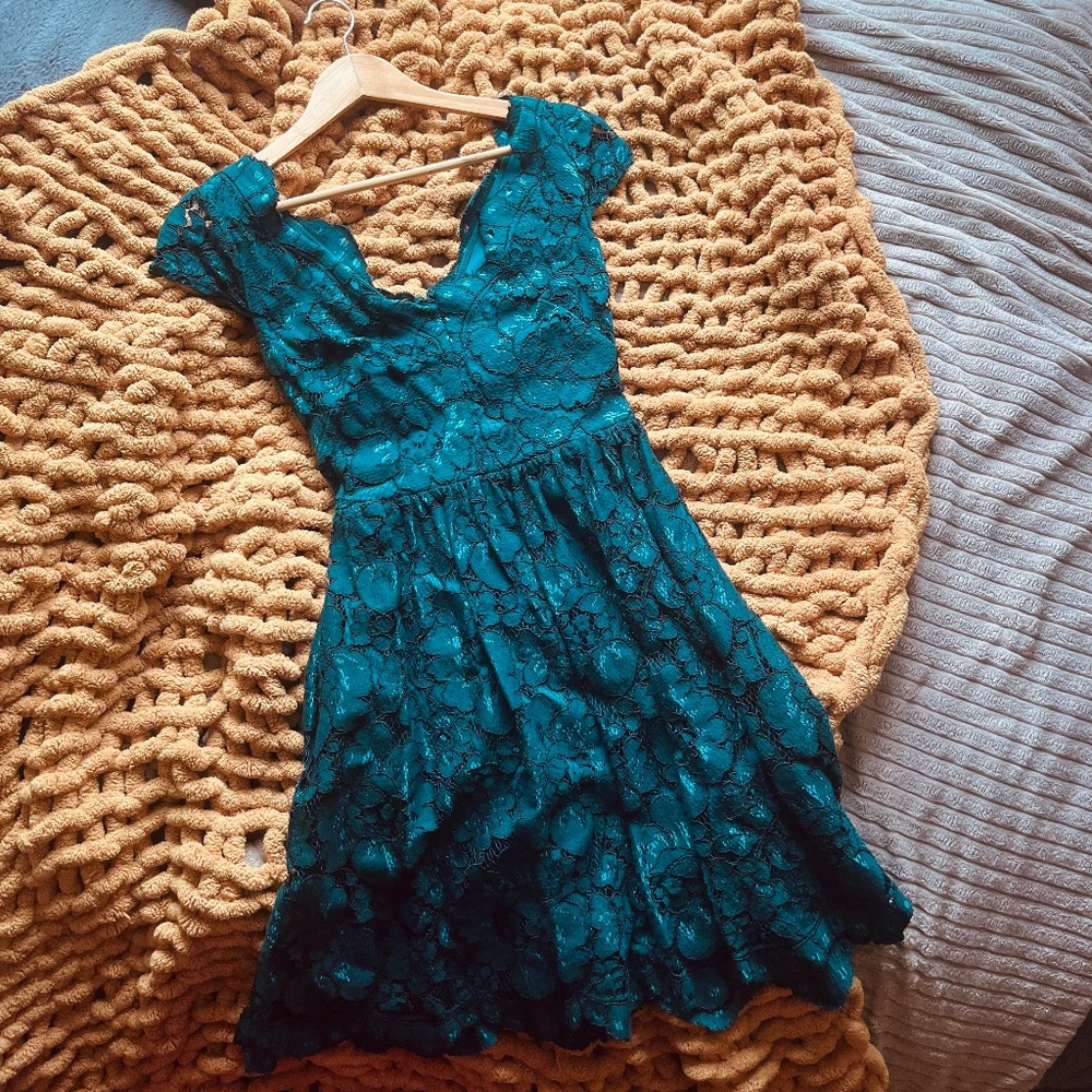 Betsey Johnson Emerald Green Dress | Size 2